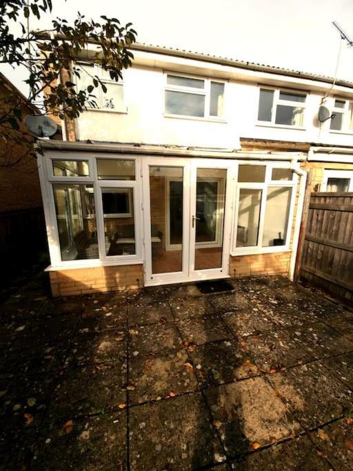 Home In Kington St Michael Stanton St Quintin Bagian luar foto